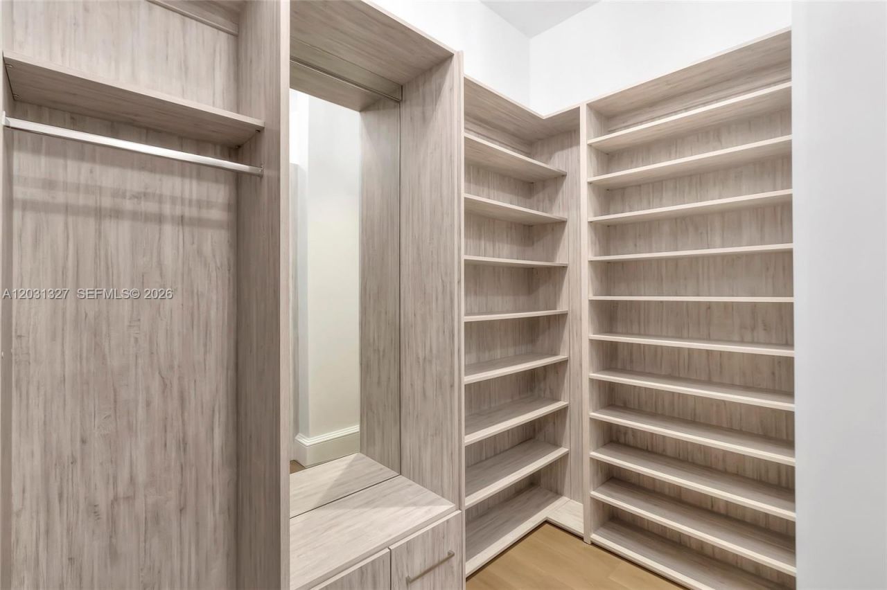 2611 Anderson Rd , Unit 2611, Coral Gables, FL 33134 Photo