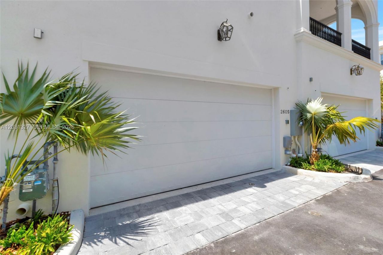 2611 Anderson Rd , Unit 2611, Coral Gables, FL 33134 Photo
