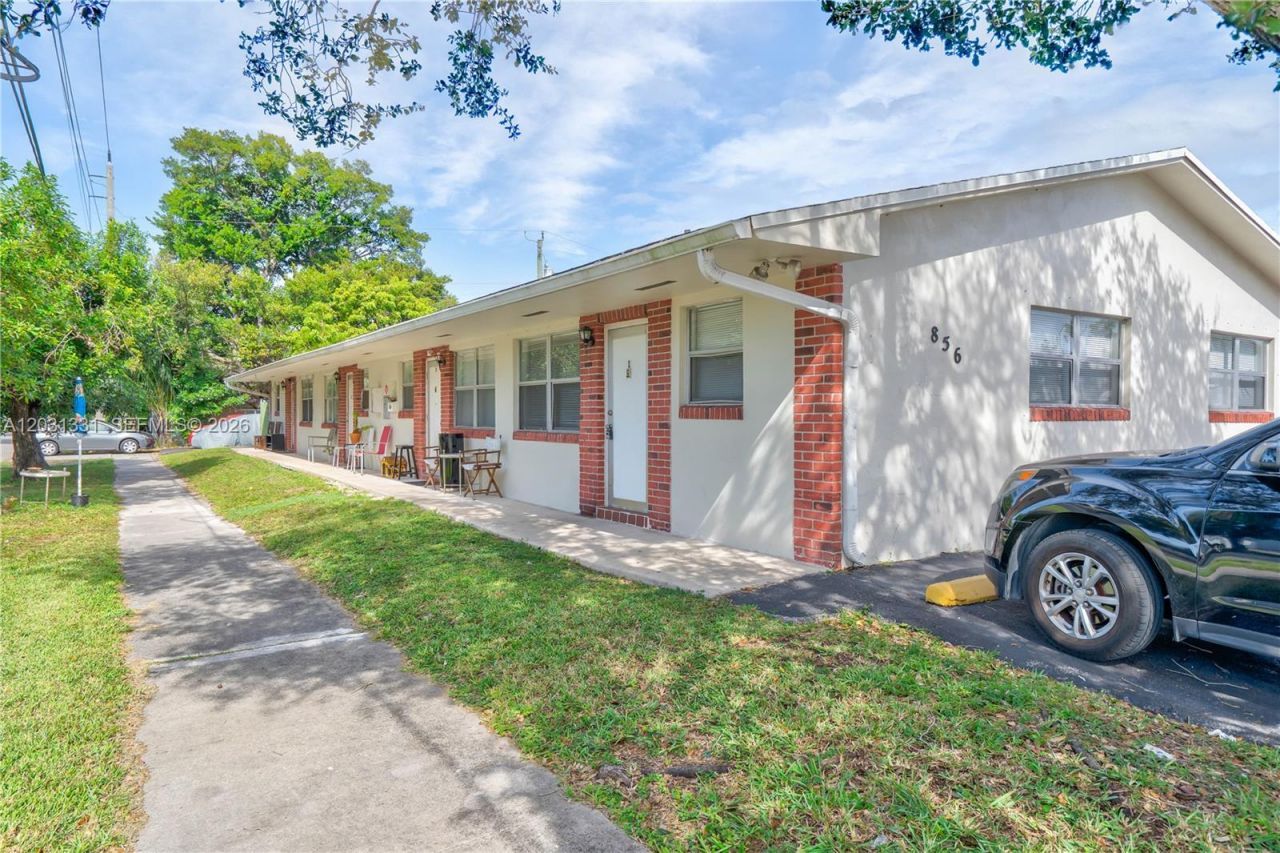 856 SW 10th St, Unit 1, Hallandale Beach, FL 33009 Photo