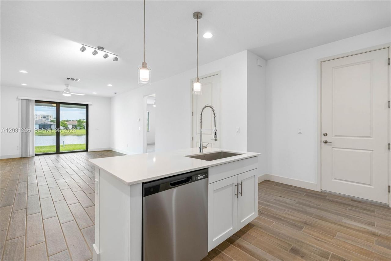 14828 Golden Jax Lane, Unit 8-103 Radi, Delray Beach, FL 33446 Photo