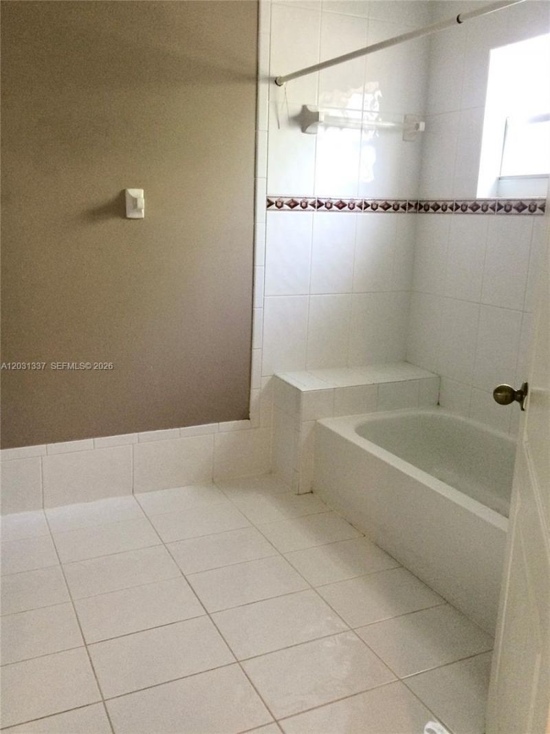 18003 SW 138th Ct, Miami, FL 33177 Photo