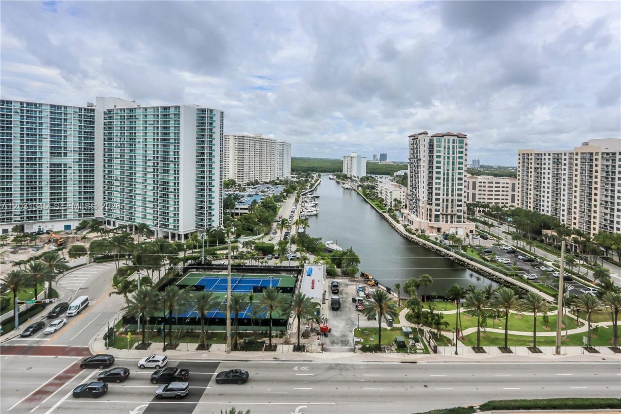 15811 Collins Ave , Unit 1105, Sunny Isles Beach, FL 33160 Photo