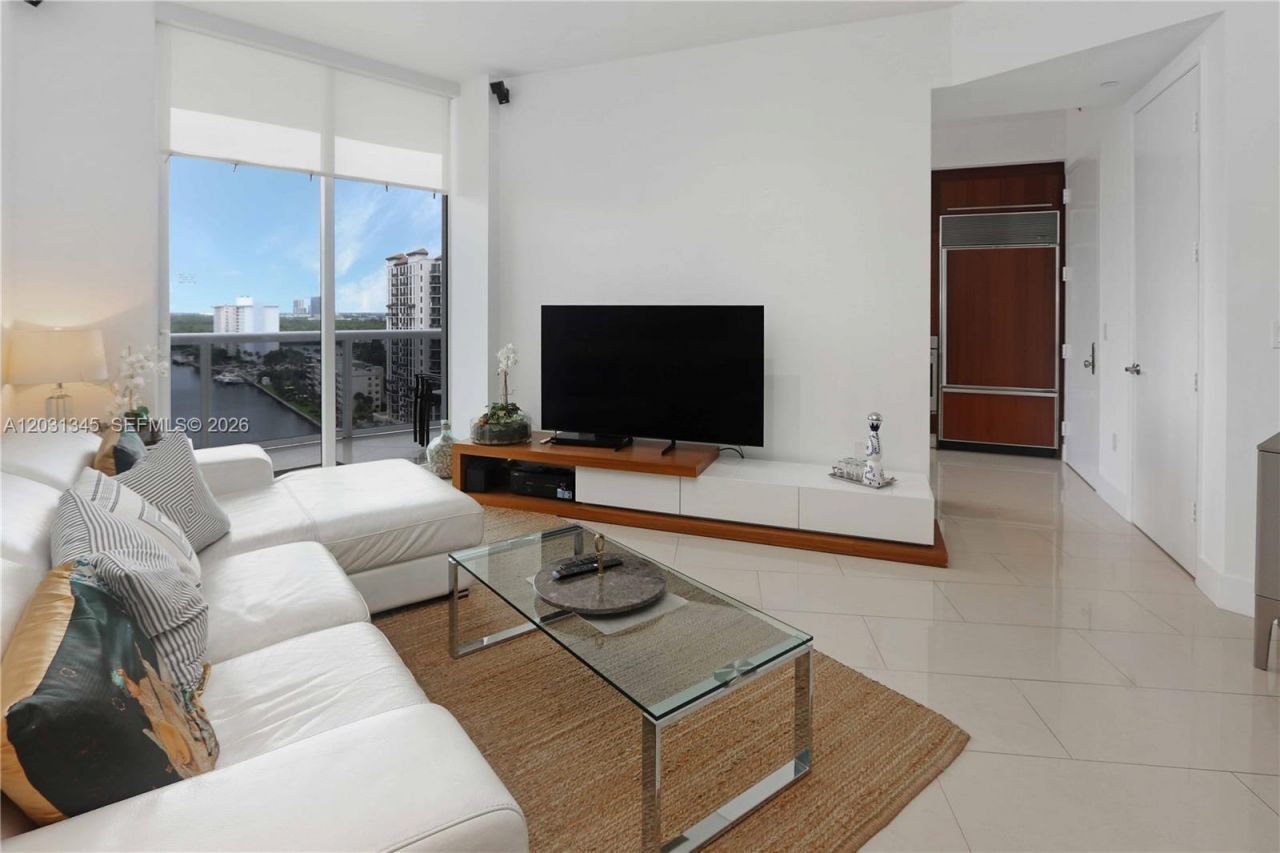 15811 Collins Ave , Unit 1105, Sunny Isles Beach, FL 33160 Photo