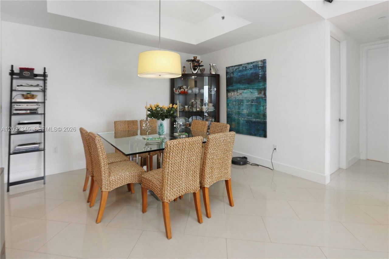 15811 Collins Ave , Unit 1105, Sunny Isles Beach, FL 33160 Photo