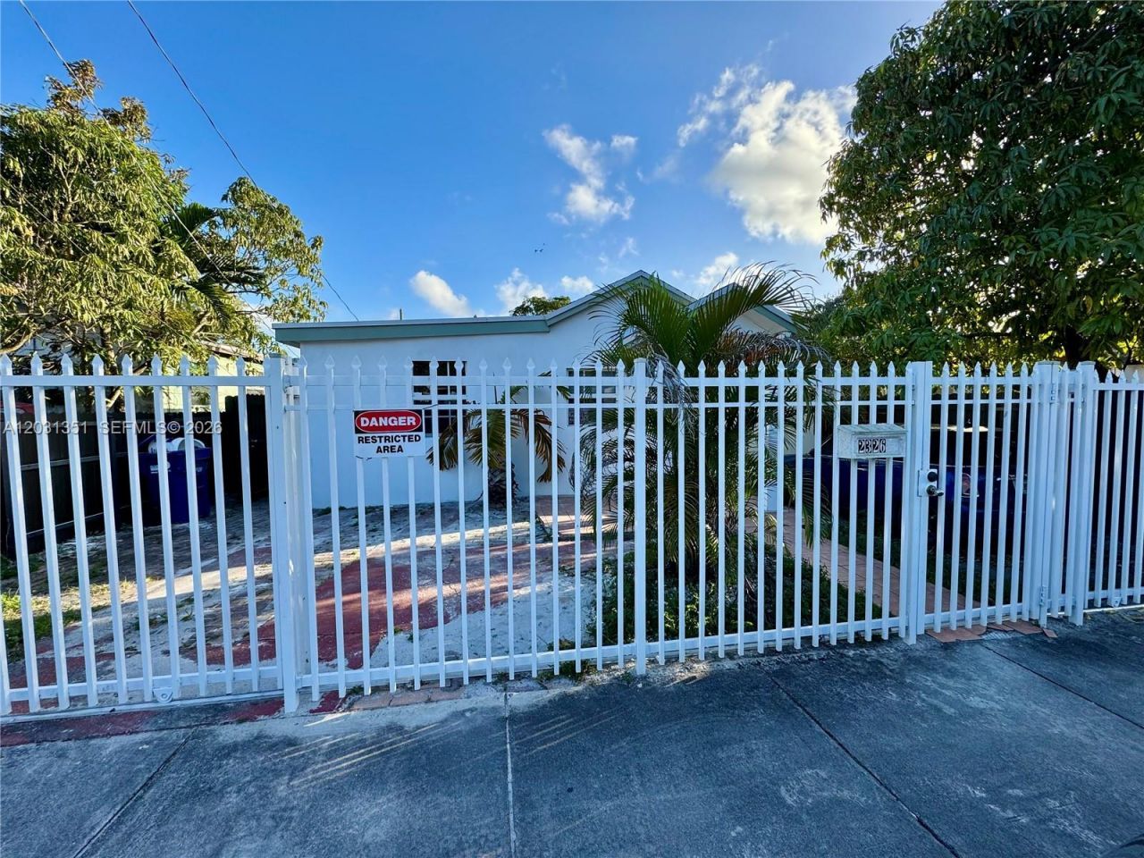 2326 NW 59th St , Miami, FL 33142 Photo