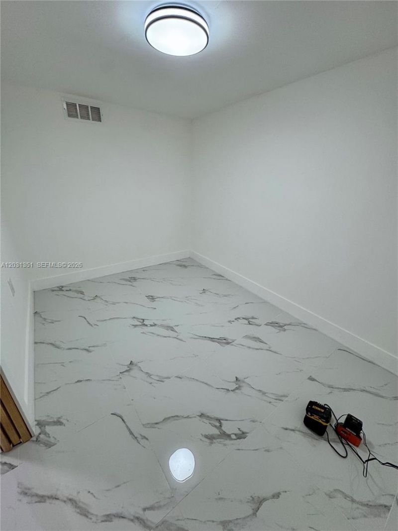 2326 NW 59th St , Miami, FL 33142 Photo