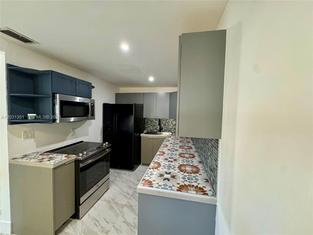 2326 NW 59th St , Miami, FL 33142 Photo