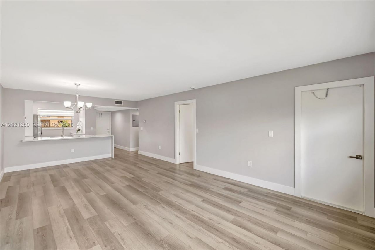 6800 Royal Palm Blvd , Unit 302F, Margate, FL 33063 Photo