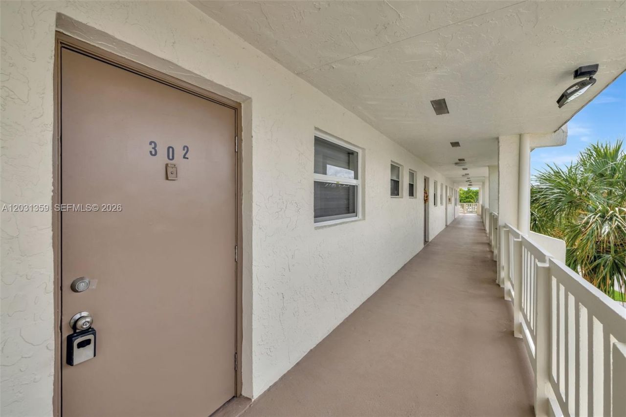 6800 Royal Palm Blvd , Unit 302F, Margate, FL 33063 Photo