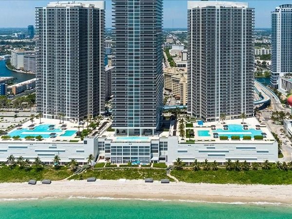 1800 S Ocean Dr , Unit 3101, Hallandale Beach, FL 33009