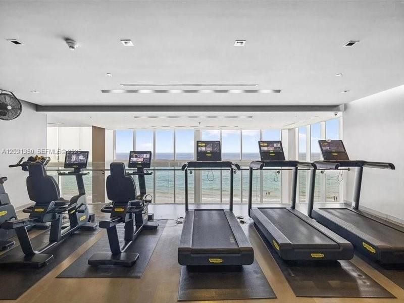 1800 S Ocean Dr , Unit 3101, Hallandale Beach, FL 33009 Photo