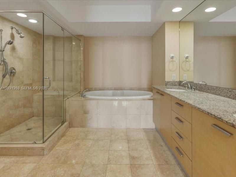 1800 S Ocean Dr , Unit 3101, Hallandale Beach, FL 33009 Photo