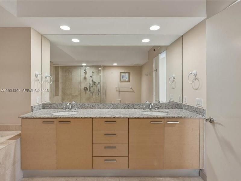 1800 S Ocean Dr , Unit 3101, Hallandale Beach, FL 33009 Photo