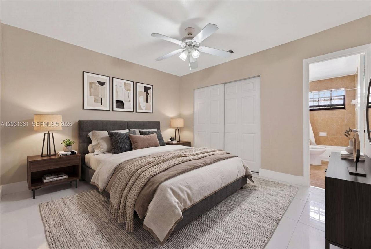 18930 NW 44th Ct , Unit C, Miami Gardens, FL 33055 Photo