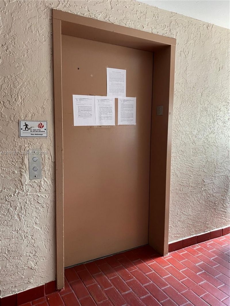 7075 NW 186th St , Unit C308, Hialeah, FL 33015 Photo