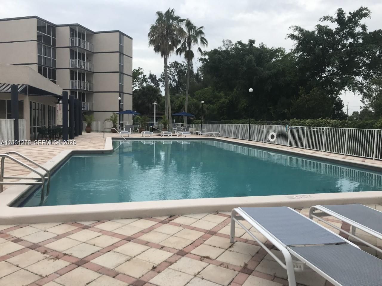 7075 NW 186th St , Unit C308, Hialeah, FL 33015 Photo