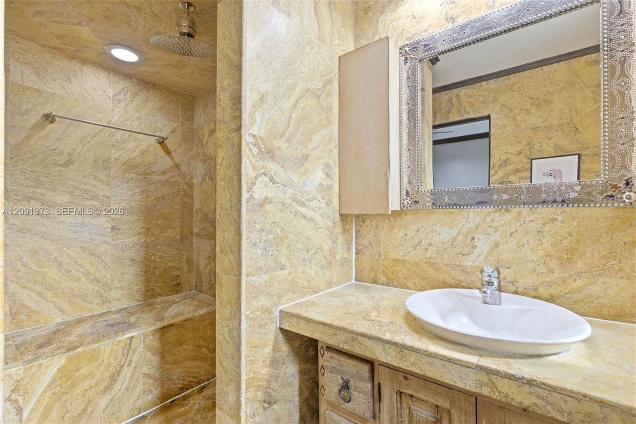 172 NW 90th St , El Portal, FL 33150 Photo