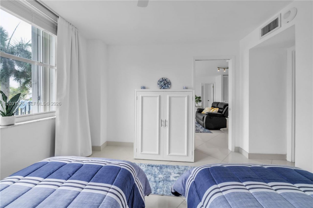 2101 S Ocean Dr , Unit 204, Hollywood, FL 33019 Photo
