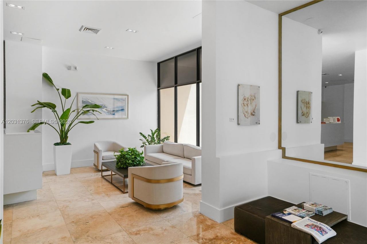 2101 S Ocean Dr , Unit 204, Hollywood, FL 33019 Photo