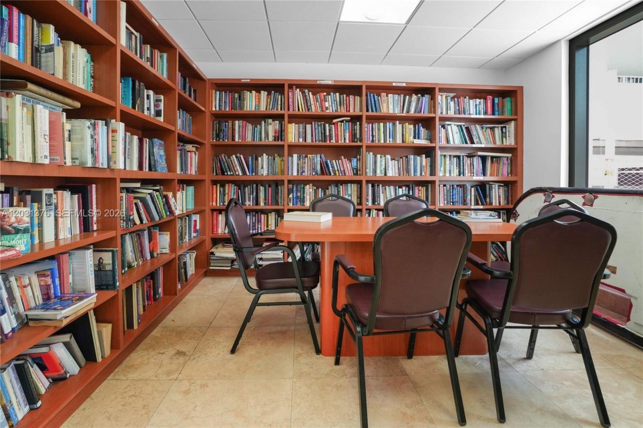 2101 S Ocean Dr , Unit 204, Hollywood, FL 33019 Photo