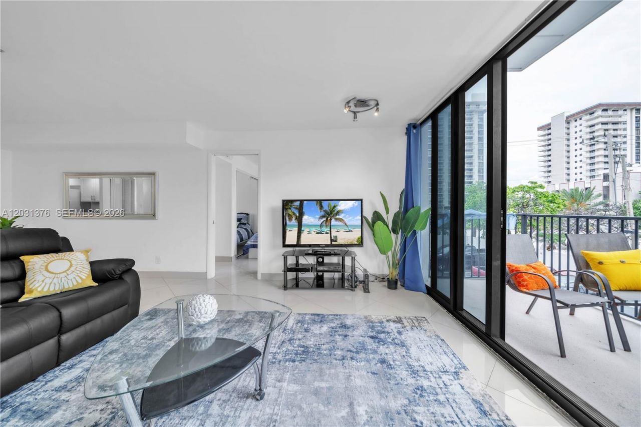 2101 S Ocean Dr , Unit 204, Hollywood, FL 33019 Photo