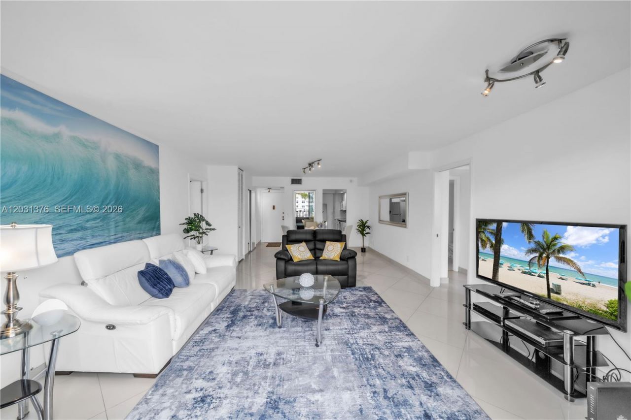 2101 S Ocean Dr , Unit 204, Hollywood, FL 33019 Photo