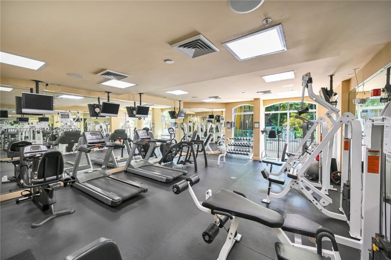 6001 SW 70th St , Unit 541, South Miami, FL 33143 Photo