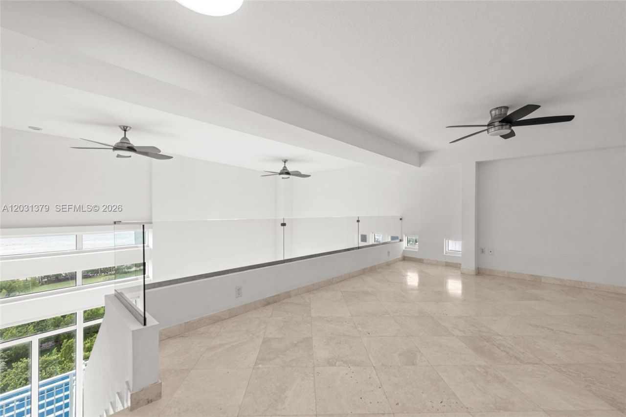 7600 Collins Ave, Unit 1210, Miami Beach, FL 33141 Photo