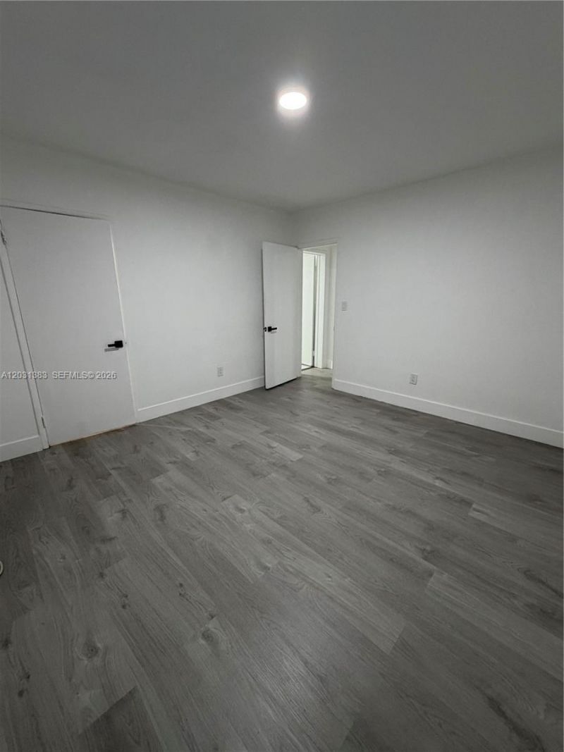 324 Surfside Blvd, Unit 7, Surfside, FL 33154 Photo