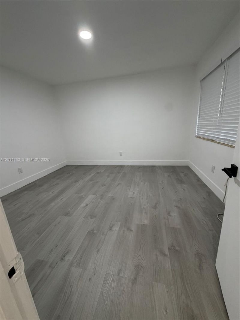 324 Surfside Blvd, Unit 7, Surfside, FL 33154 Photo