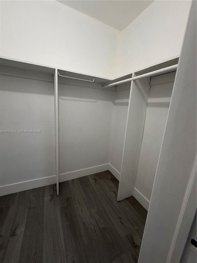 324 Surfside Blvd, Unit 7, Surfside, FL 33154 Photo
