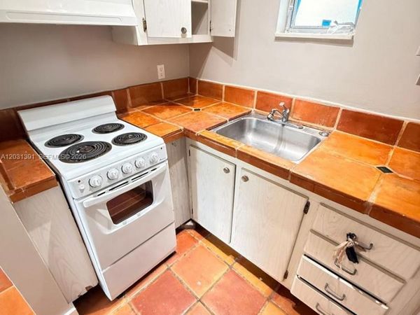 1151 NE 18th St , Unit 5, Fort Lauderdale, FL 33305