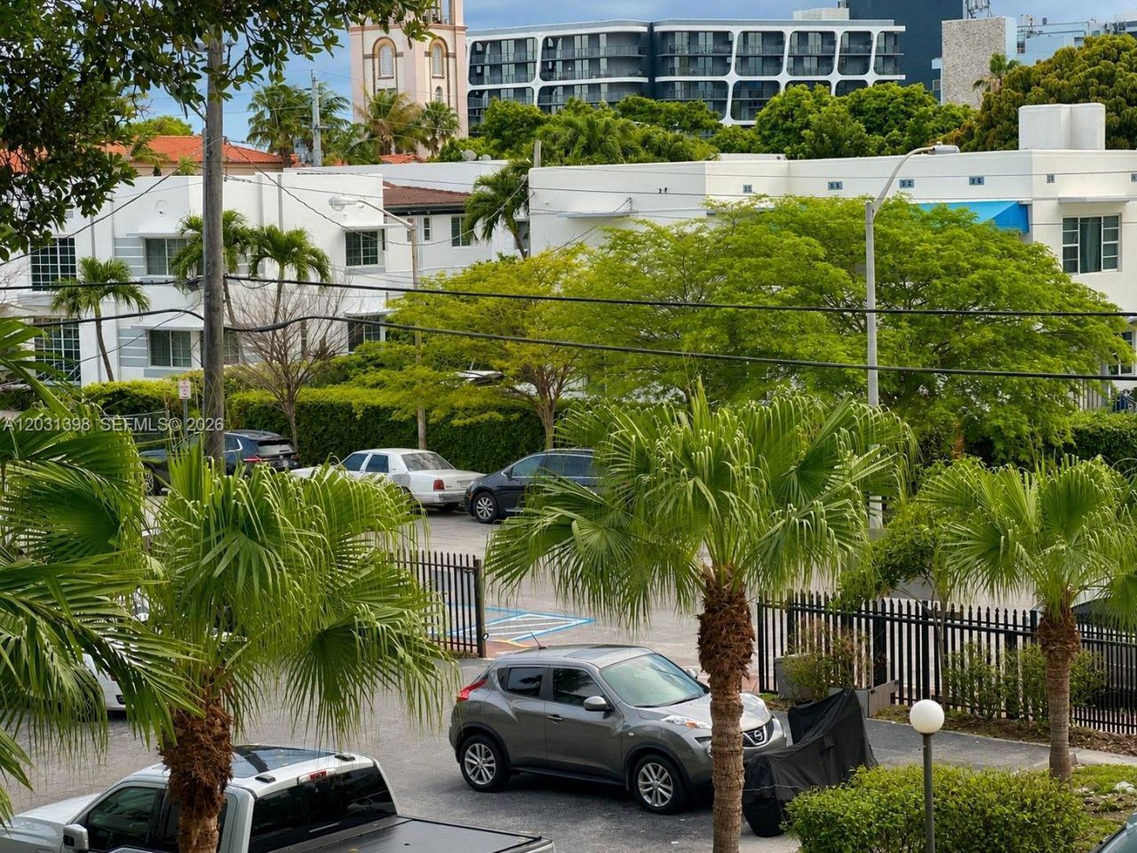 4011 N Meridian Ave , Unit 35, Miami Beach, FL 33140 Photo