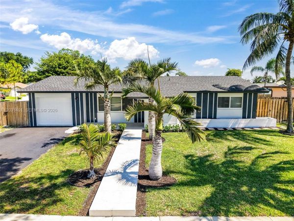 9741 NW 5th St , Unit 9741, Pembroke Pines, FL 33024