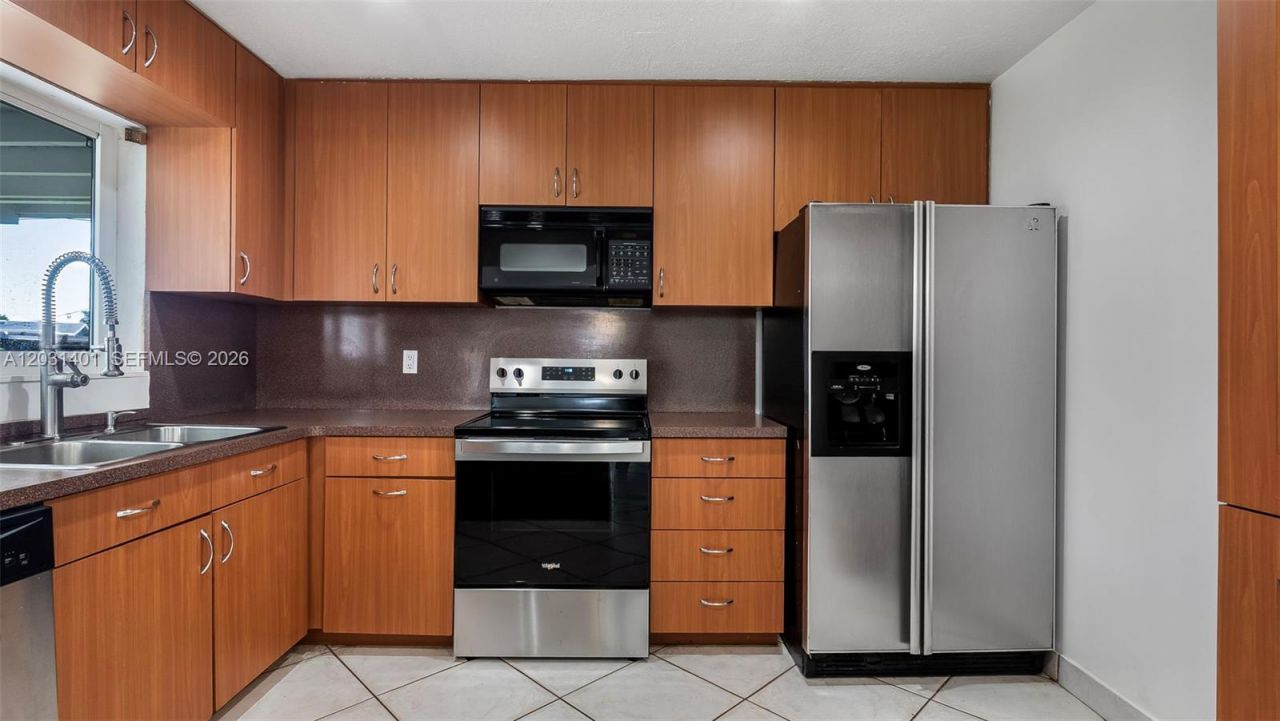 9741 NW 5th St , Unit 9741, Pembroke Pines, FL 33024 Photo