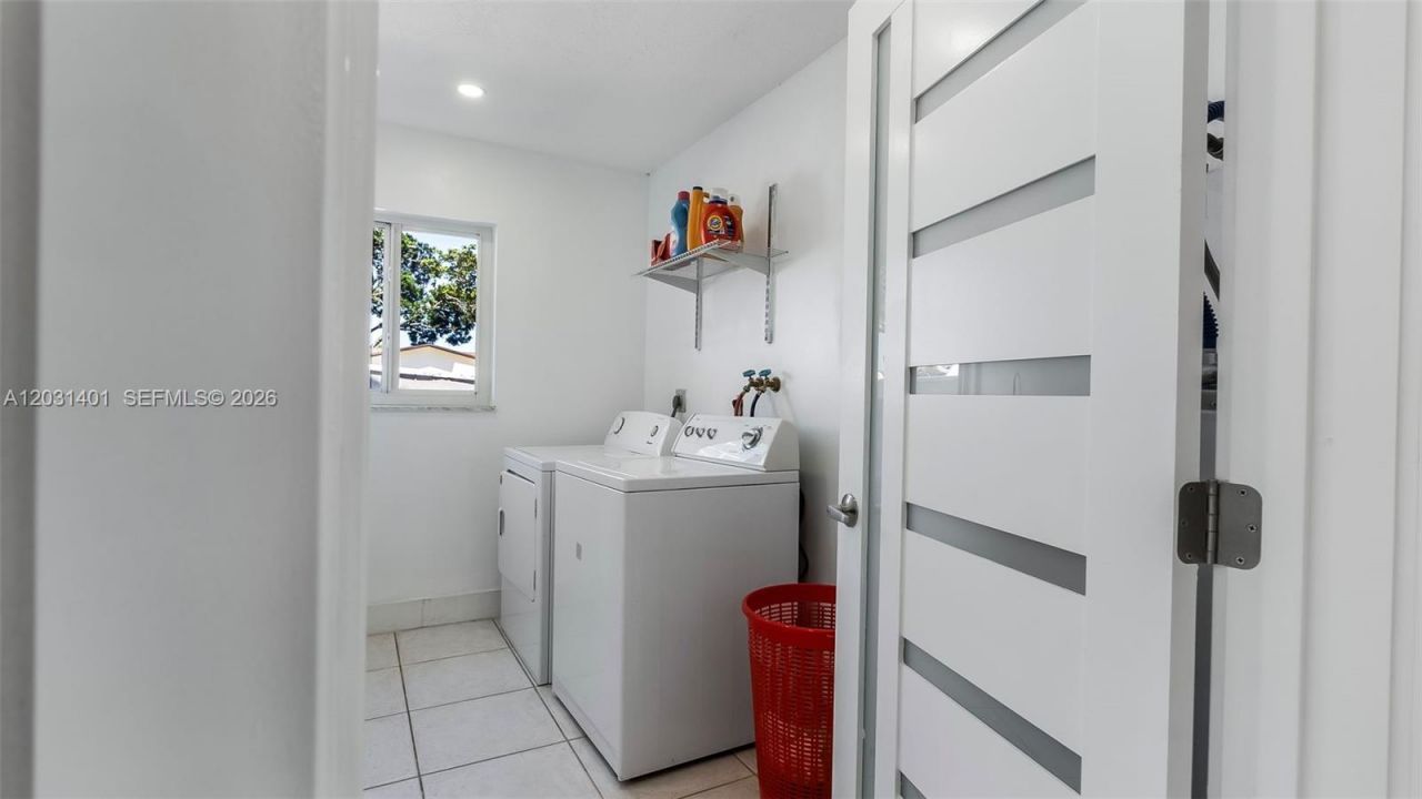 9741 NW 5th St , Unit 9741, Pembroke Pines, FL 33024 Photo