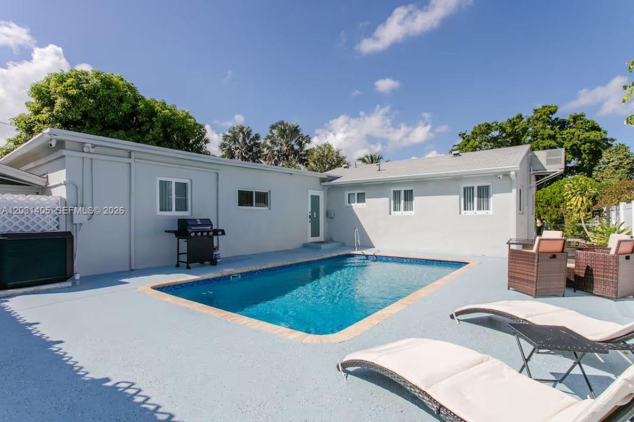 1716 Liberty St , Hollywood, FL 33020 Photo