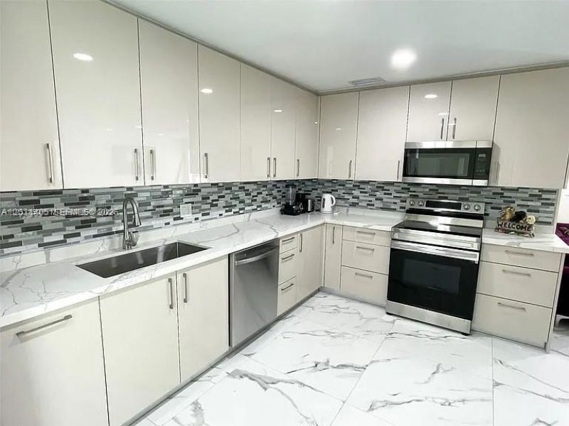 1716 Liberty St , Hollywood, FL 33020 Photo