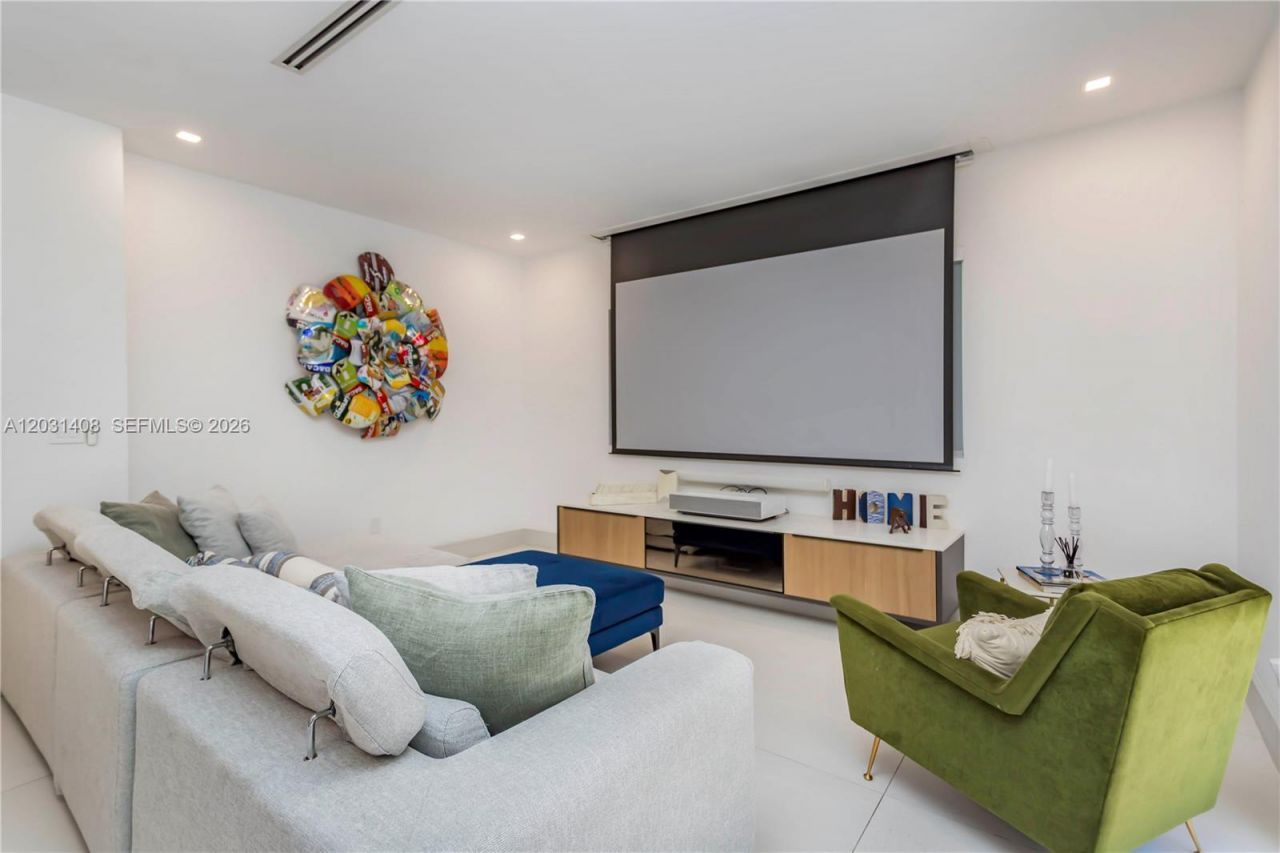 301 E Shore Dr E , Unit 301, Miami, FL 33133 Photo
