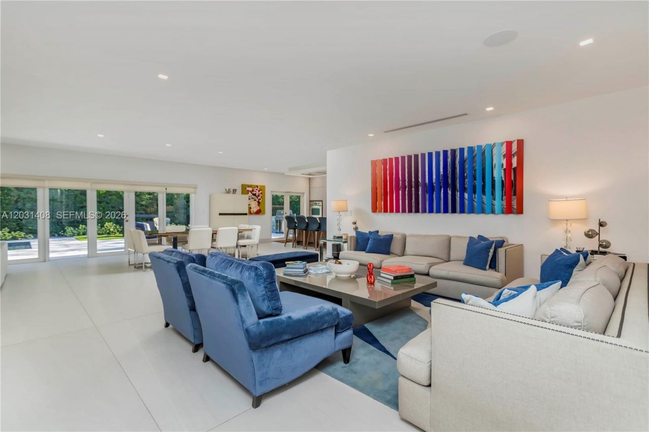 301 E Shore Dr E , Unit 301, Miami, FL 33133 Photo
