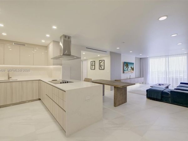 600 Three Islands Blvd , Unit 403, Hallandale Beach, FL 33009