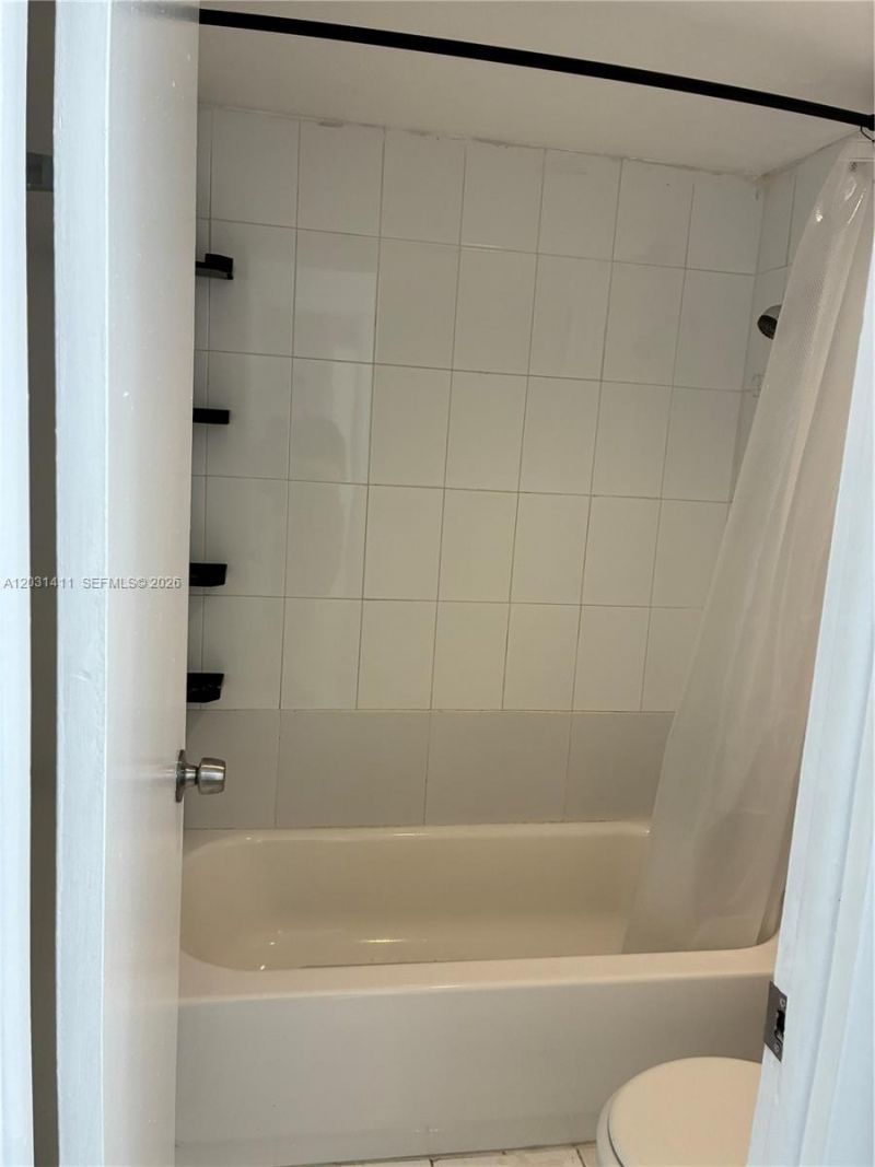 10801 SW 109th Ct , Unit D203, Miami, FL 33176 Photo