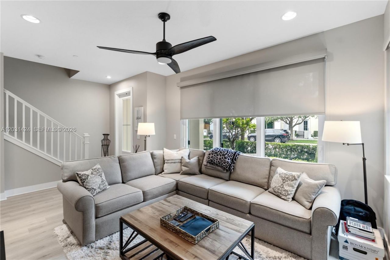 5221 Beckman Terrace, Palm Beach Gardens, FL 33418 Photo