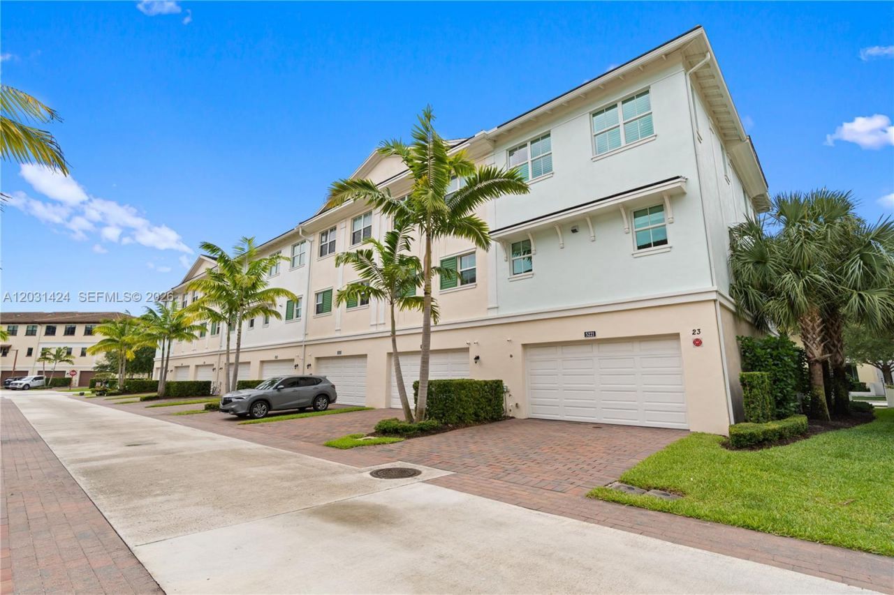 5221 Beckman Terrace, Palm Beach Gardens, FL 33418 Photo