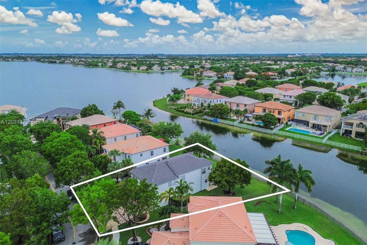 15815 SW 52nd Ct , Miramar, FL 33027 Photo