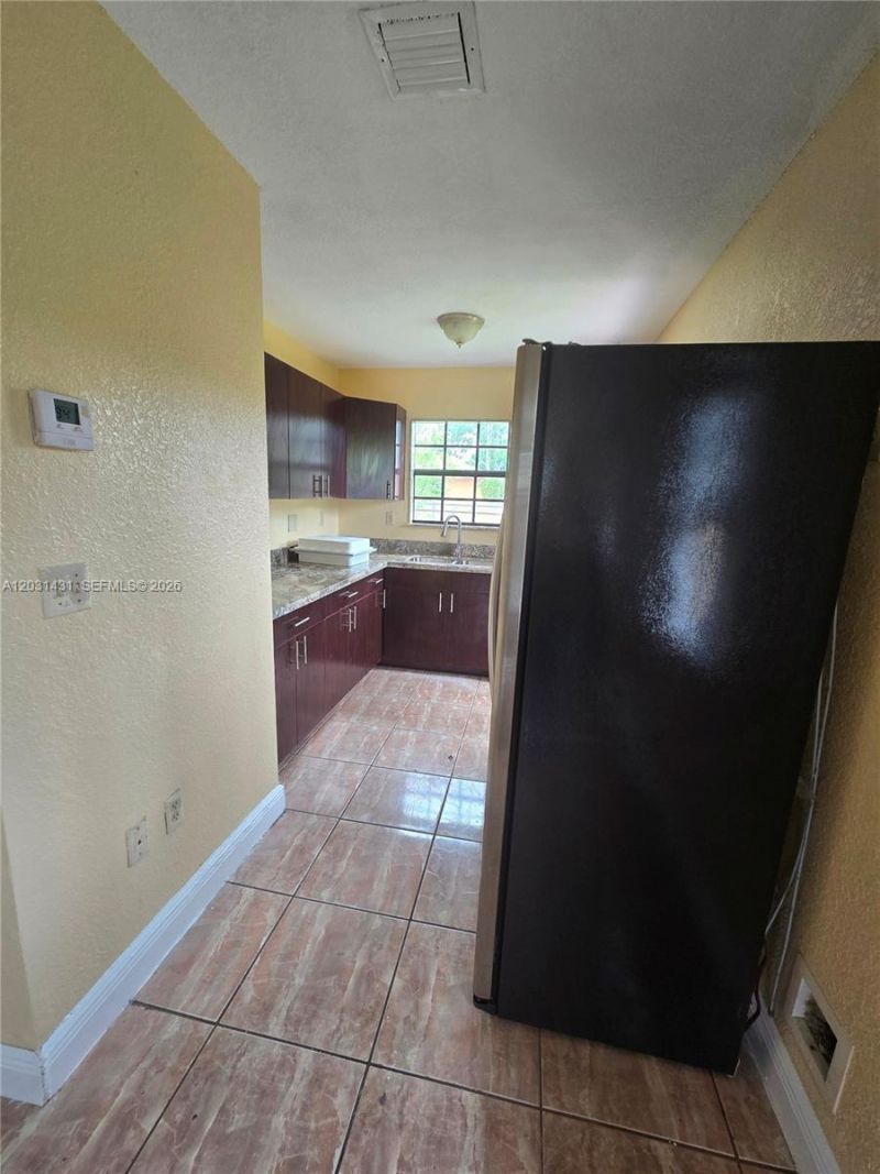 313 NW 97th St , Unit 313, Miami, FL 33150 Photo