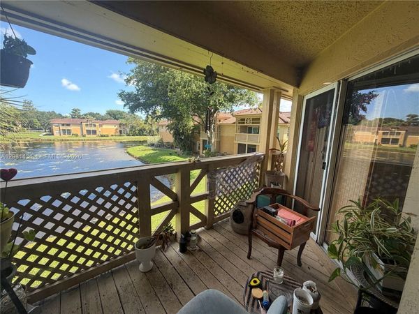 4823 Via Palm Lks, Unit 1318, West Palm Beach, FL 33417