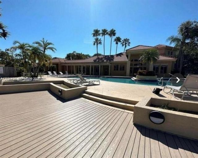 4823 Via Palm Lks, Unit 1318, West Palm Beach, FL 33417 Photo