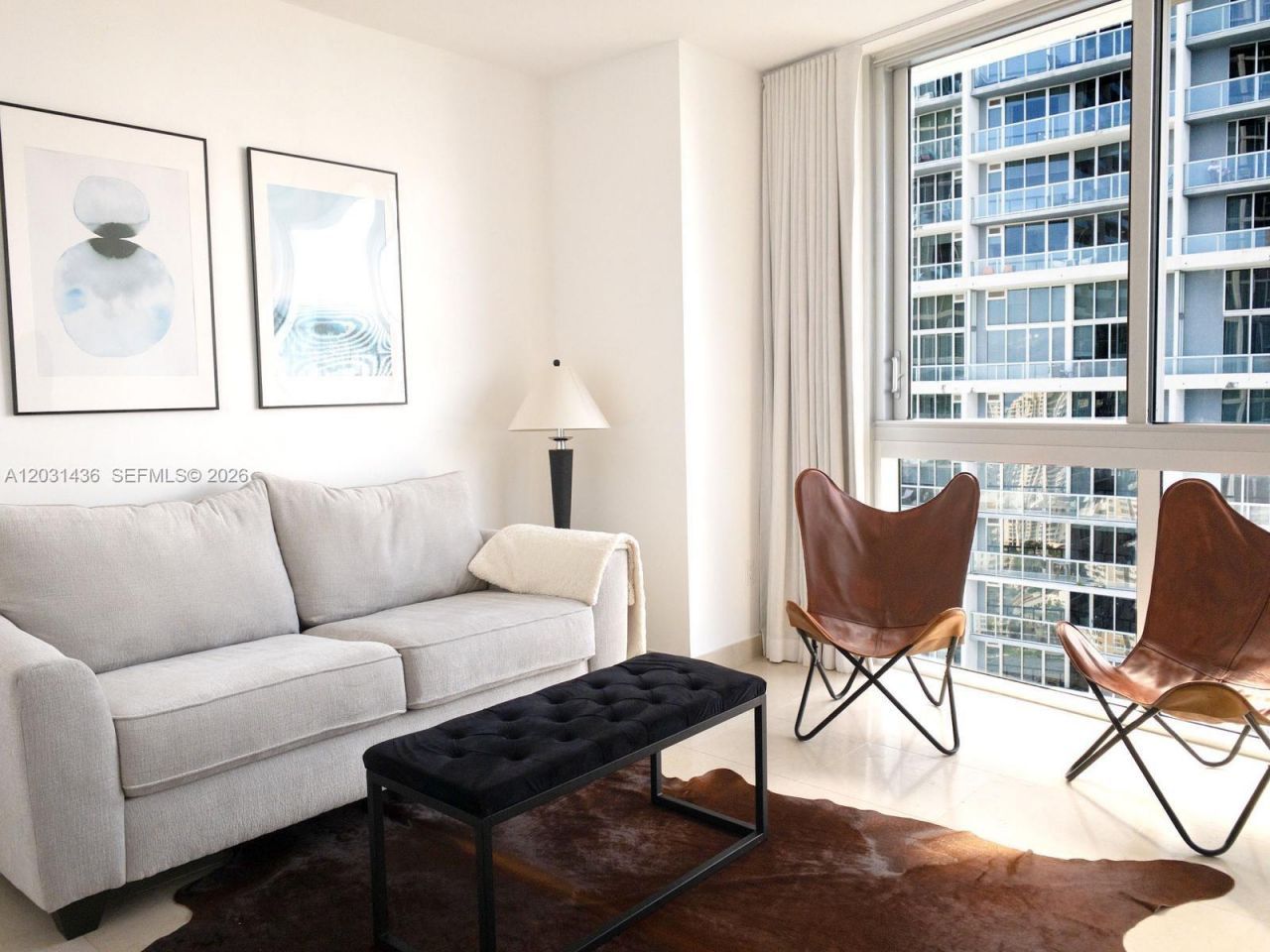 475 Brickell Ave , Unit 3915, Miami, FL 33131 Photo