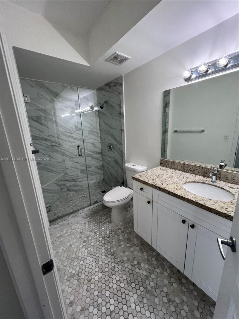 6001 SW 70th St , Unit 545, South Miami, FL 33143 Photo